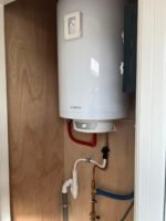 Pequeña casa con marco de plástico – Image 18