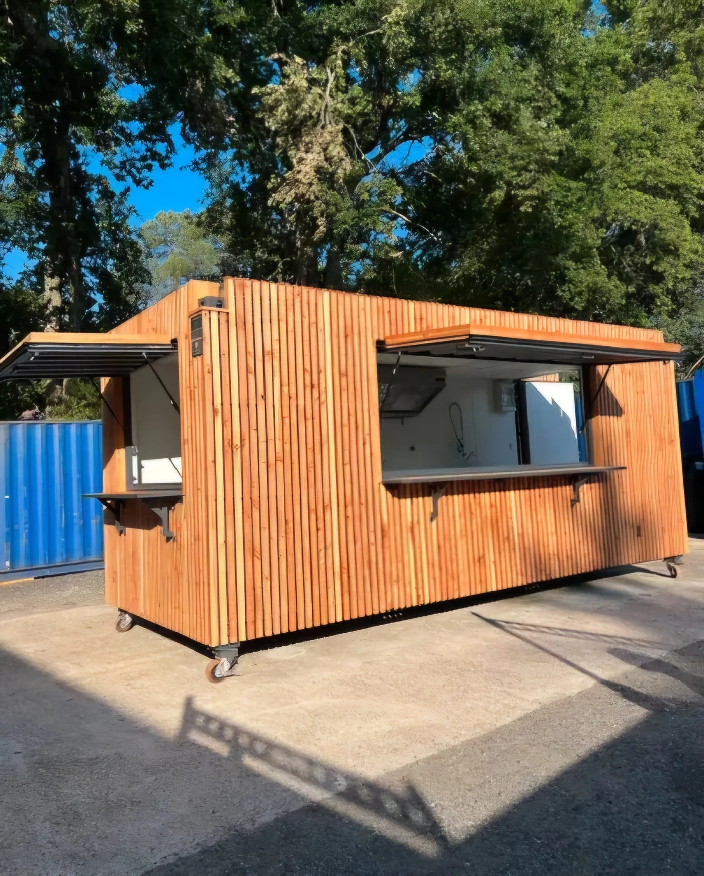 rn-image_picker_lib_temp_765ba40e-8c94-4cb1-a7bd-e7dc5d561a0d Snack – Contenedor de Guinguette – Image 1